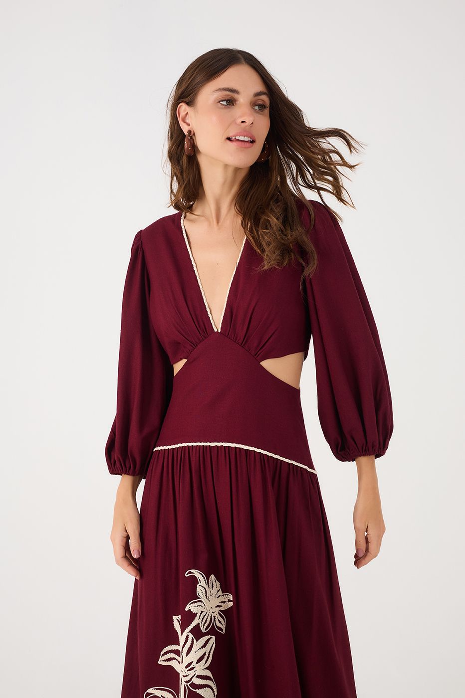 Wine Bossa Embroidered Flowers Puff Sleeve Linen Maxi Dress_3