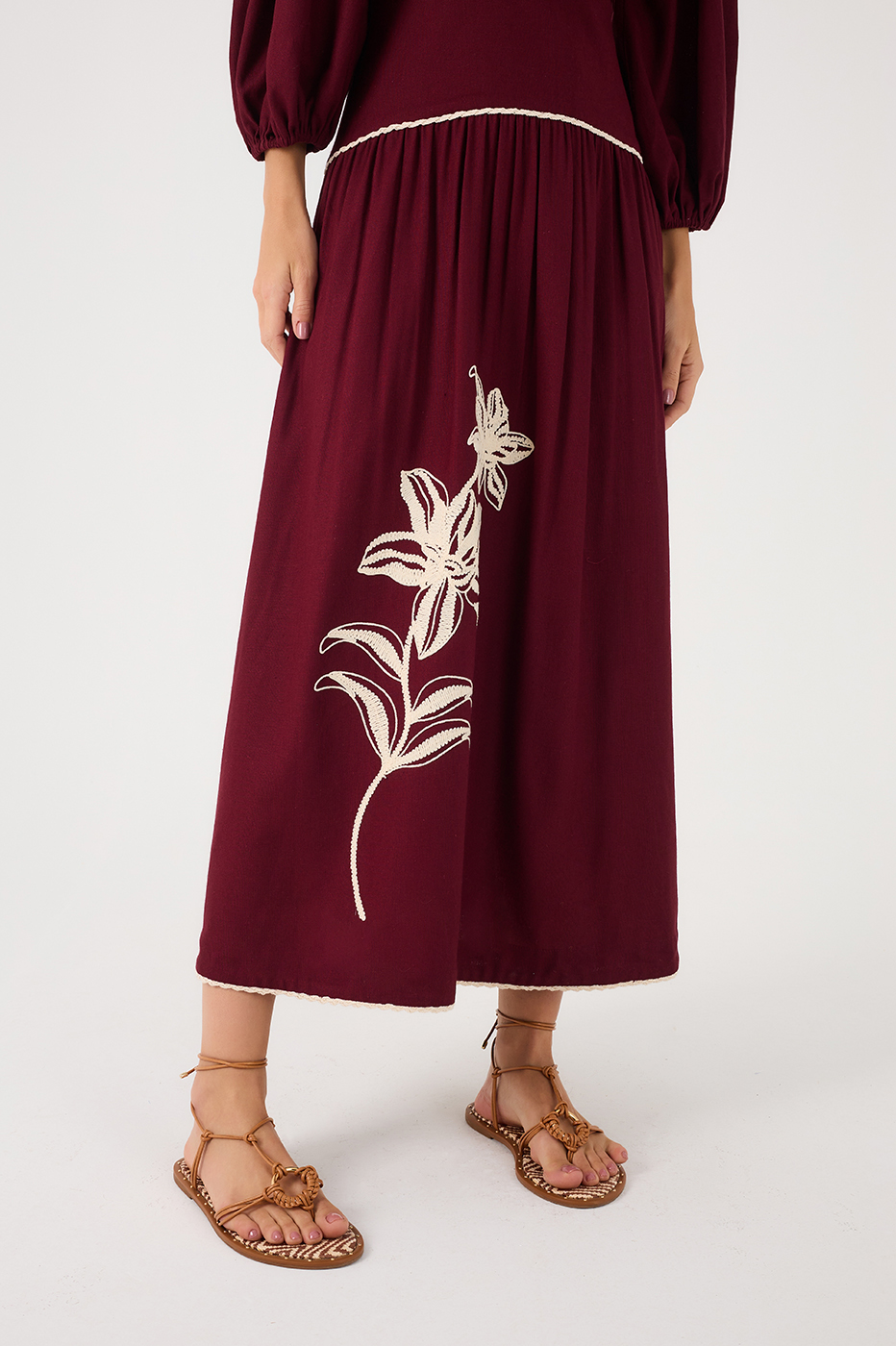 Wine Bossa Embroidered Flowers Puff Sleeve Linen Maxi Dress_6