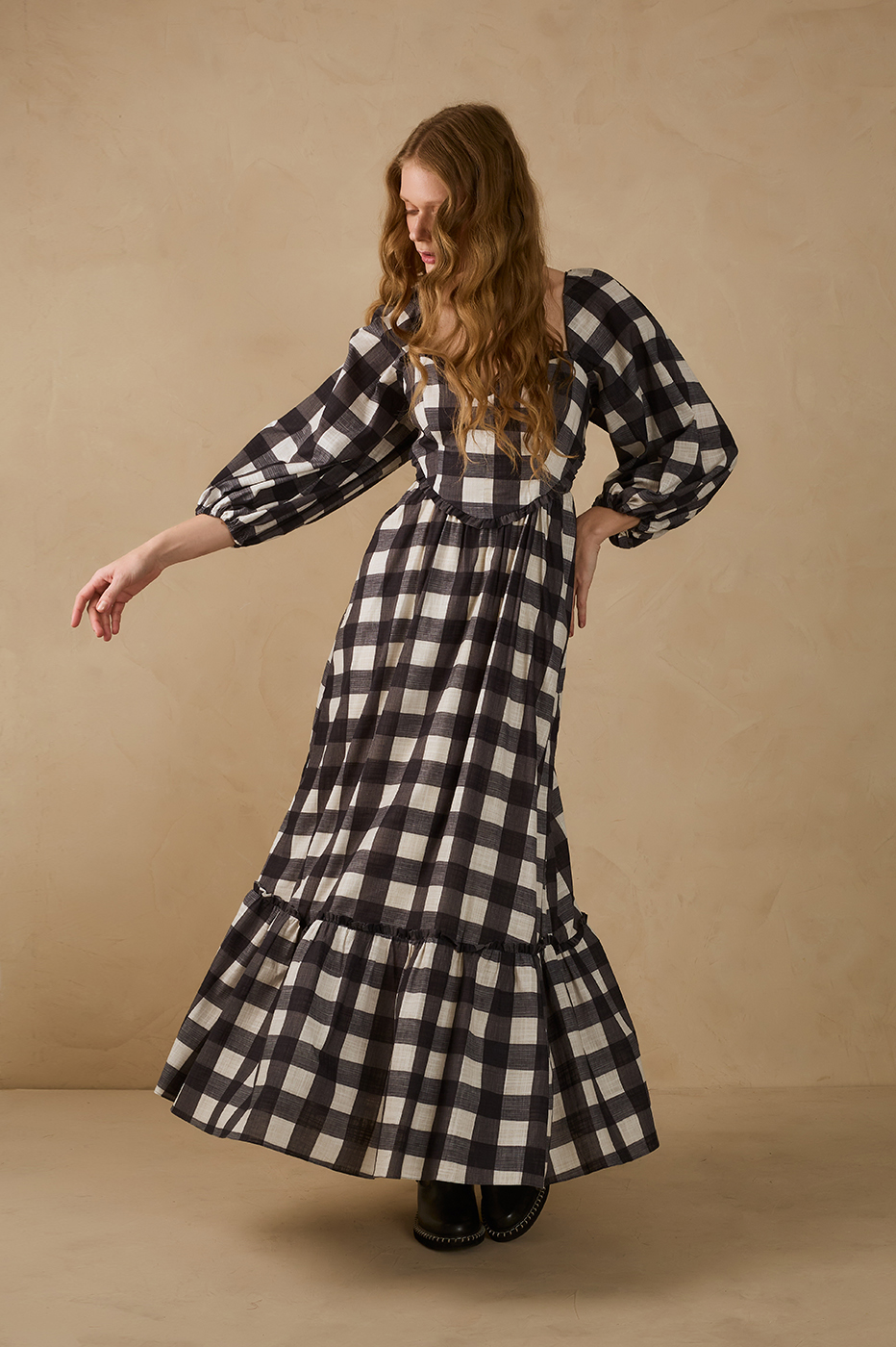 Black Plaid Sweetheart Neckline Ruffle Cotton Maxi Dress_1