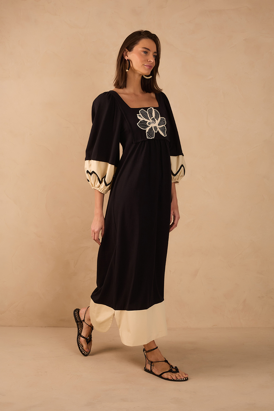 Black Embroidered Flower Square Neck Puff Sleeve Maxi Dress_1