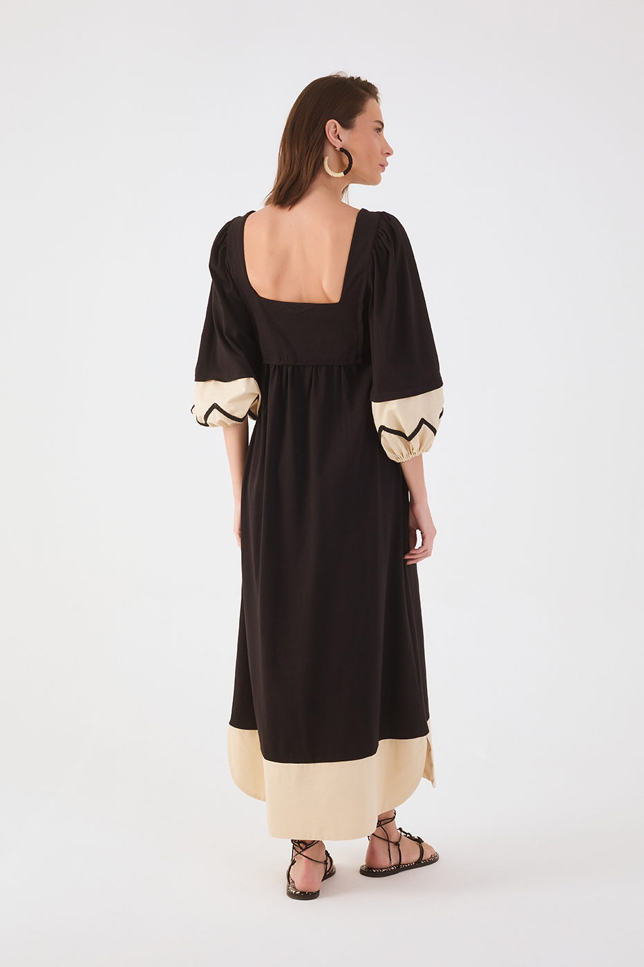 Black Embroidered Flower Square Neck Puff Sleeve Maxi Dress_5