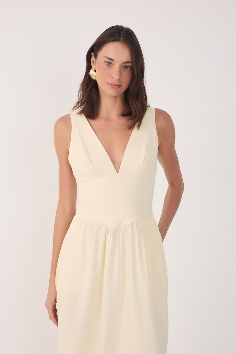 Beige Linen Cropped Large Yoke Dress_3
