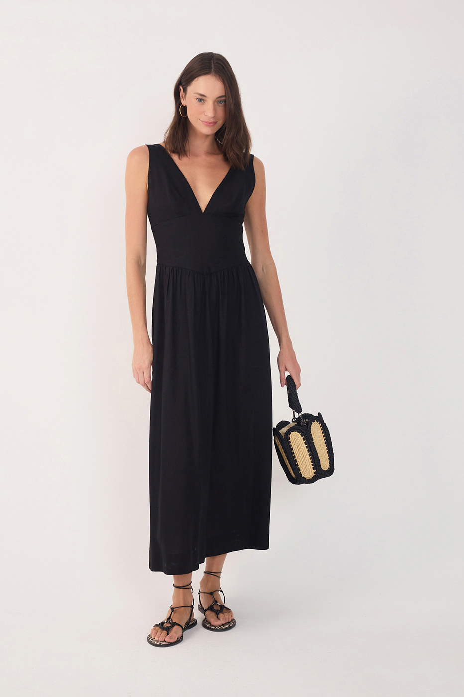 Black Linen Cropped Large Yoke Dress_2