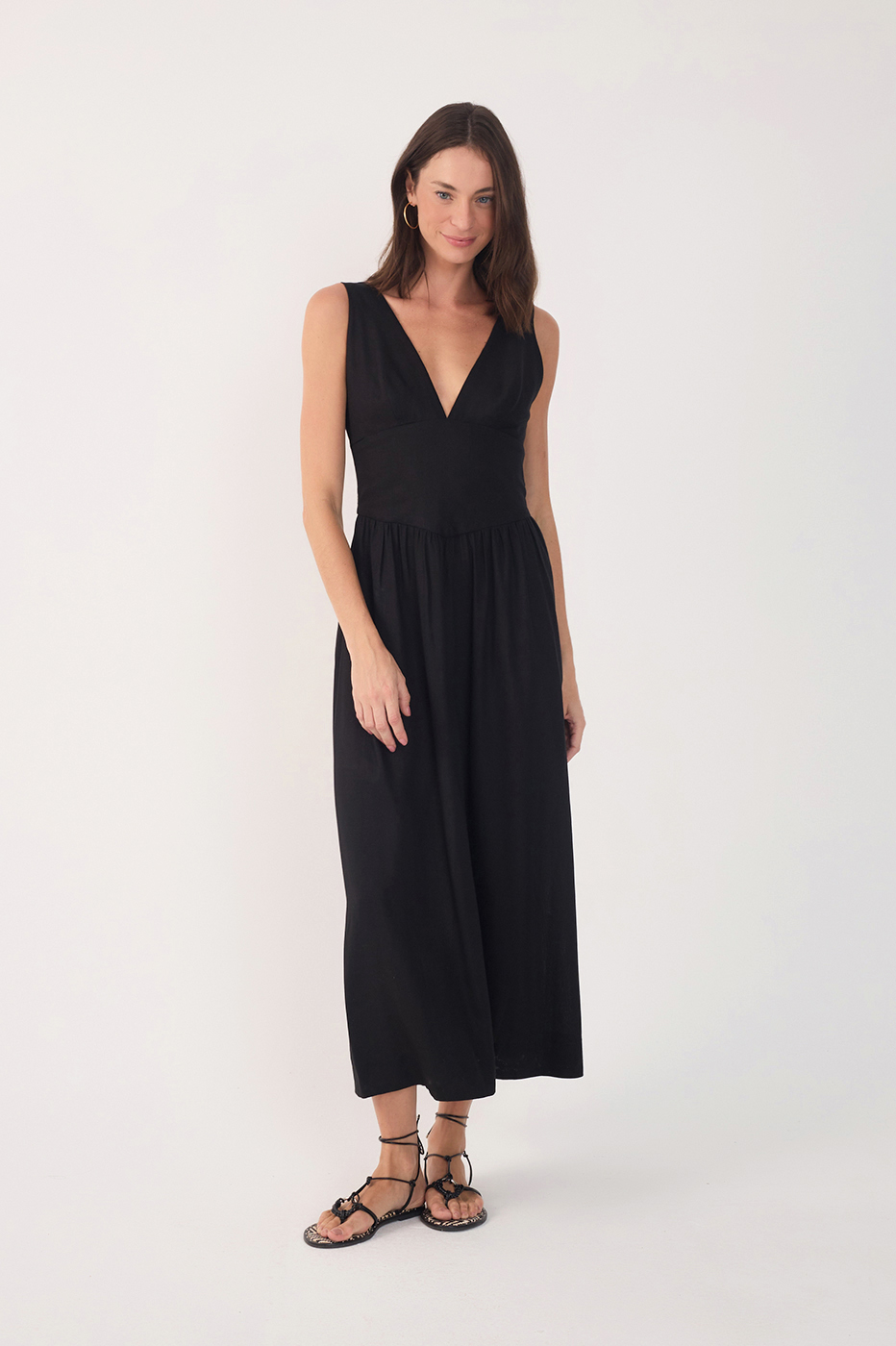 Black Linen Cropped Large Yoke Dress_3