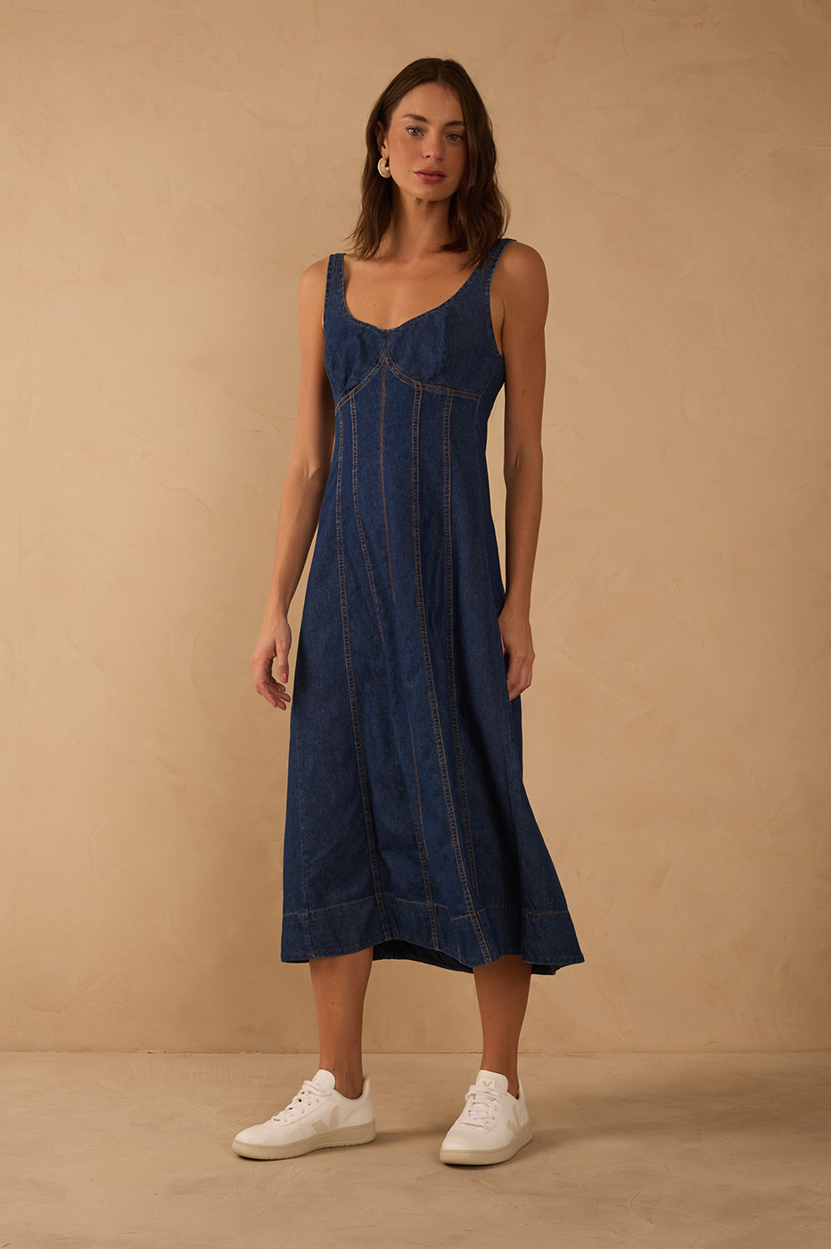 Denim Topstitching Sleeveless Midi Dress_1