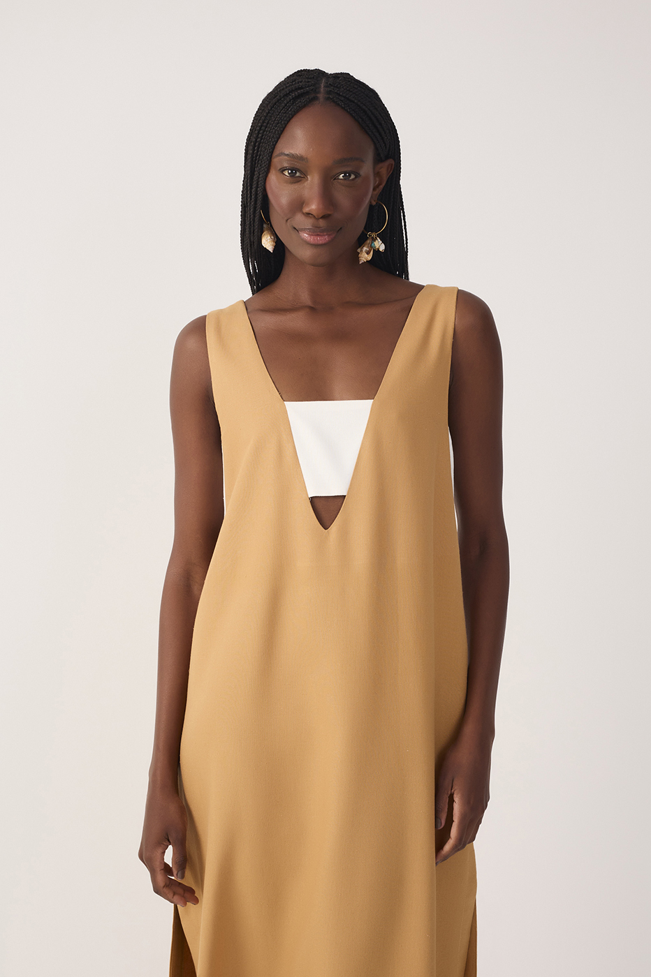 Beige Cut-Out Side Slit Linen Midi Dress_4