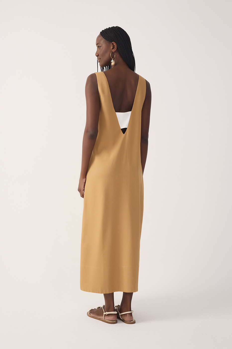 Beige Cut-Out Side Slit Linen Midi Dress_6