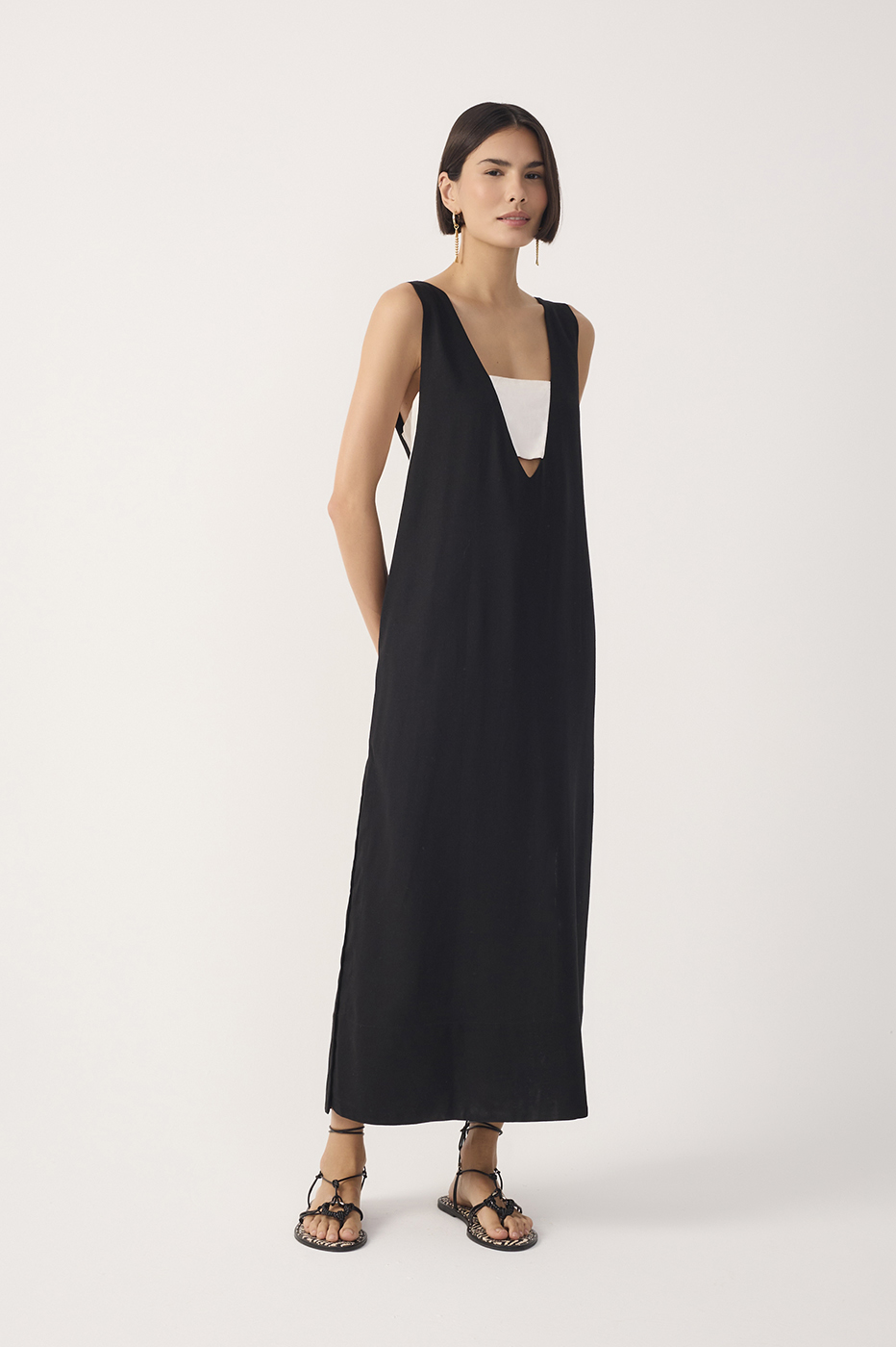 Black Cut-Out Side Slit Linen Midi Dress_2