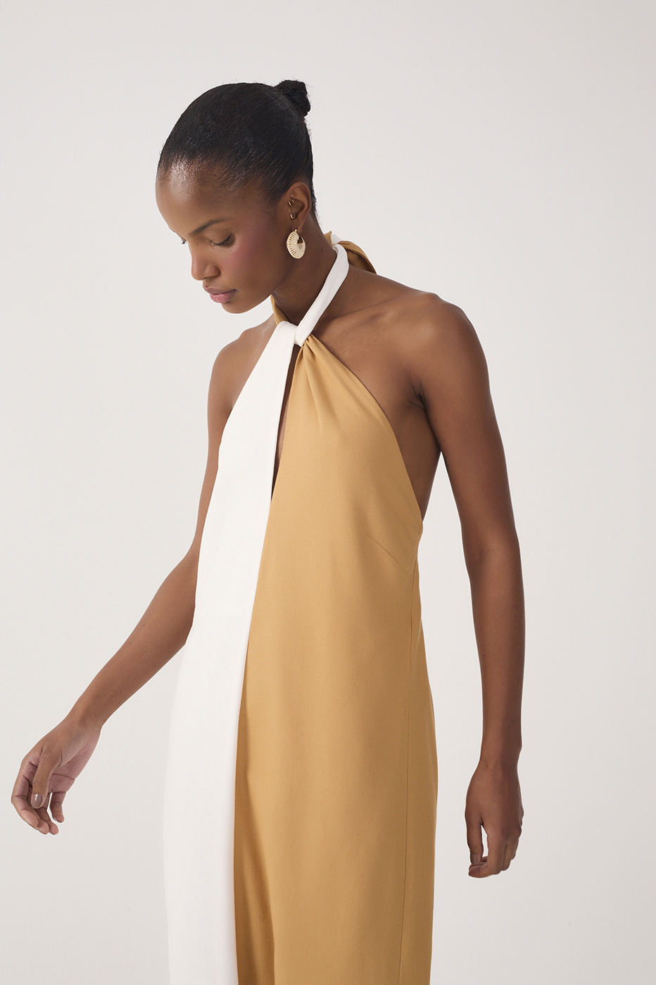 Multicolor Halter Neck Linen Maxi Dress_4