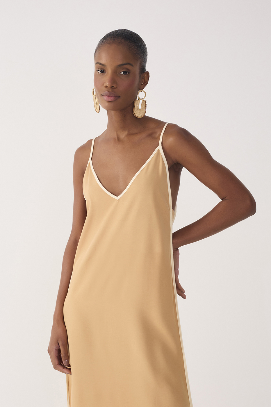 Beige V Neck Side Slit Midi Dress_4