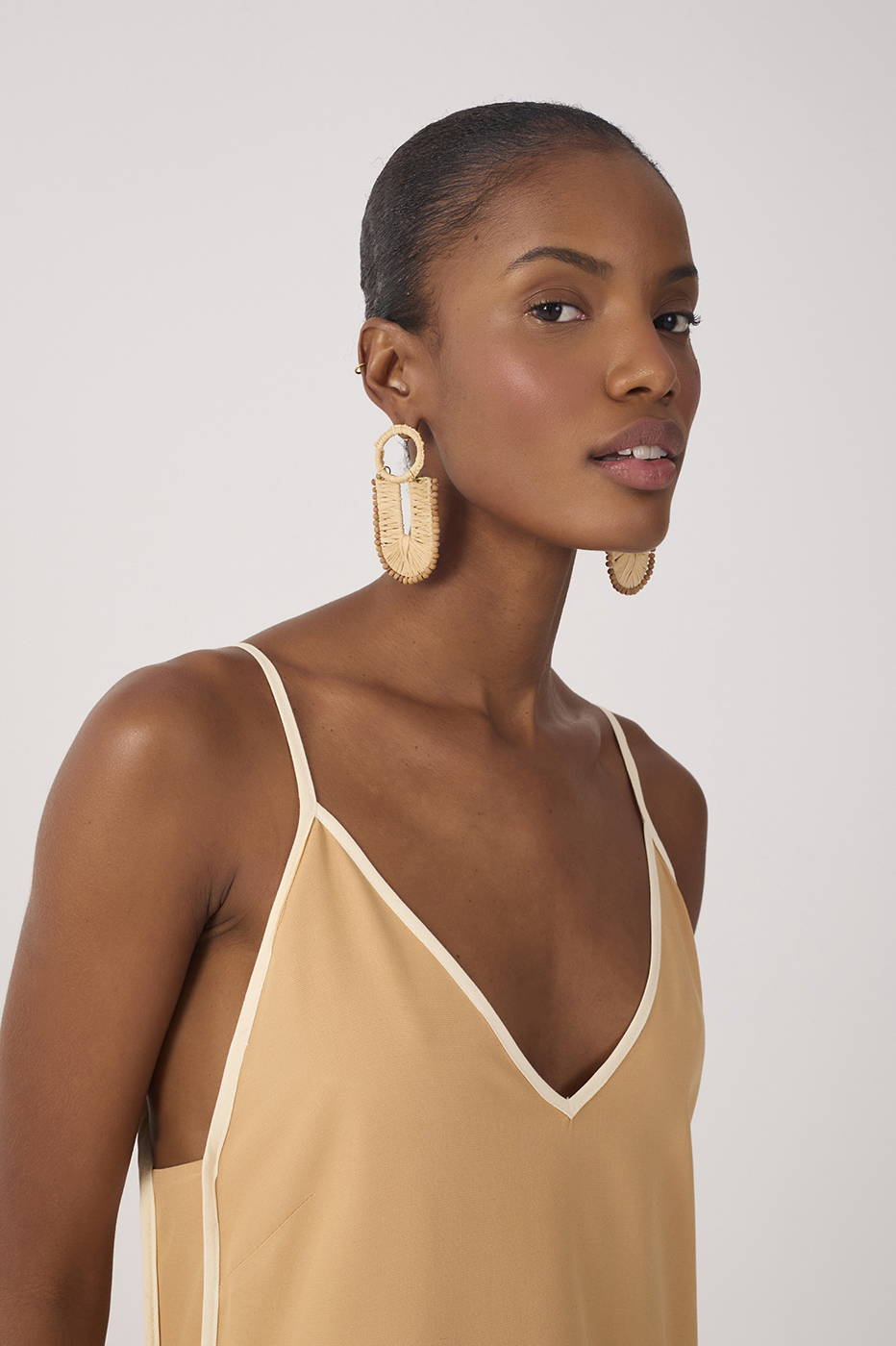 Beige V Neck Side Slit Midi Dress_5