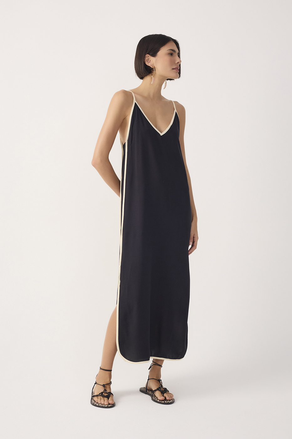 Black V Neck Side Slit Midi Dress_2