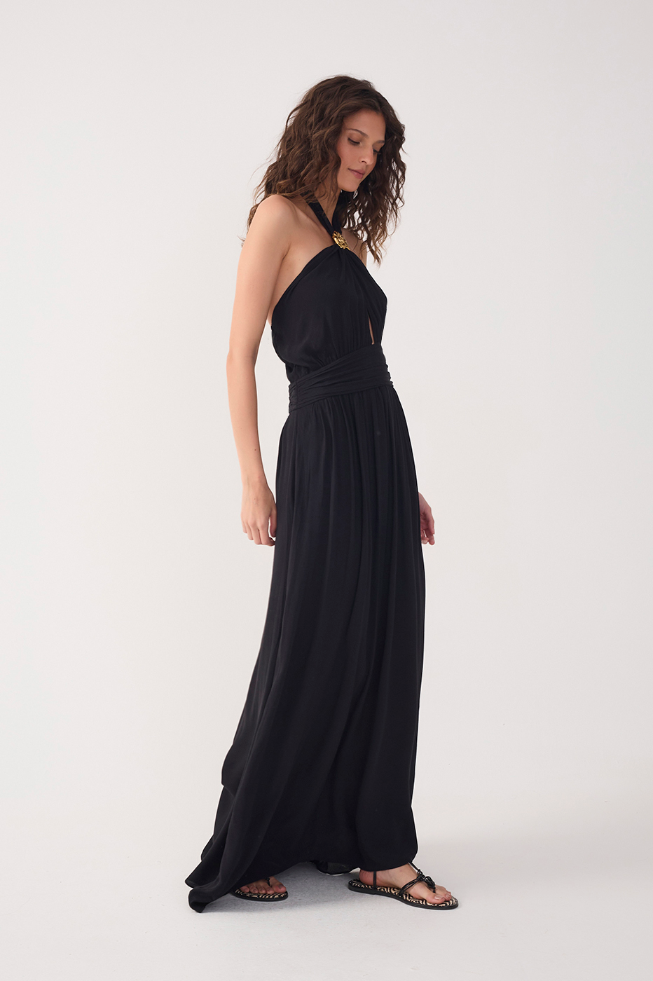 Black Ruched Halter Crepe Maxi Dress_3