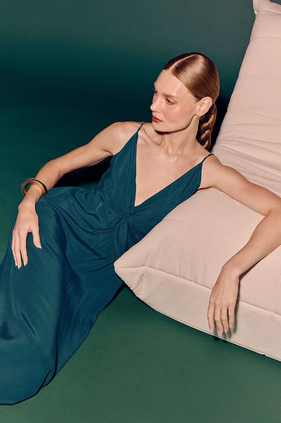 Green V Neck Crepe Maxi Dress_1