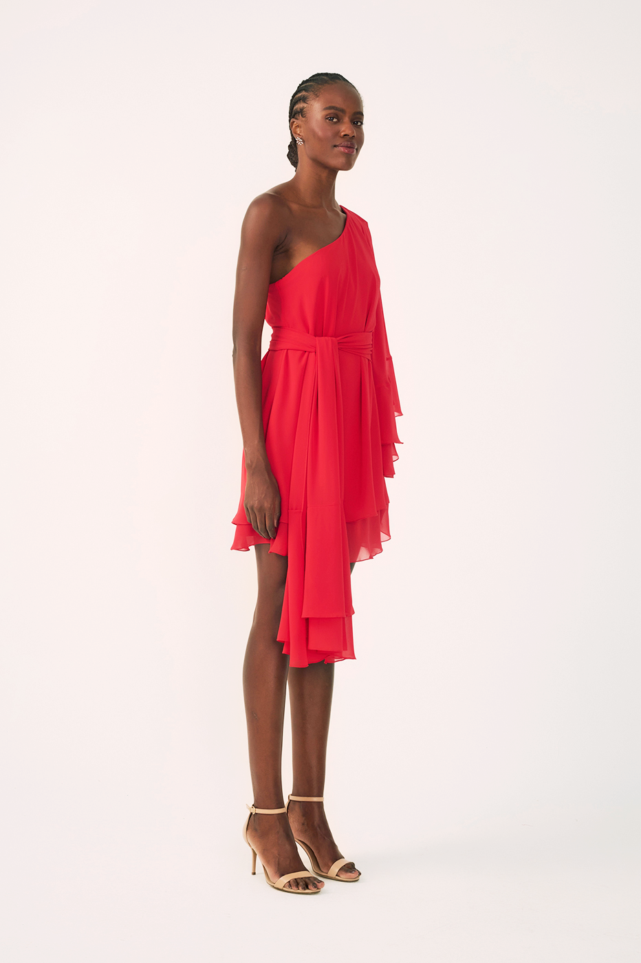 Sunset Red Asymmetric One-Shoulder Chiffon Gown with Waist Tie – Thati Amorim Collection_8
