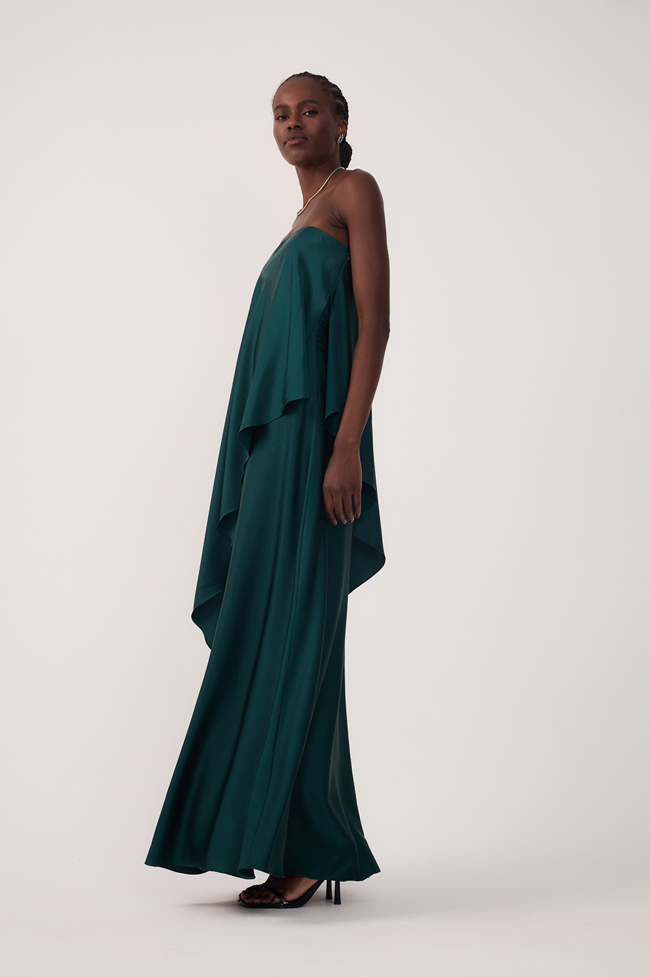 Pomar Green Strapless Satin Gown - Thati Amorim Collection