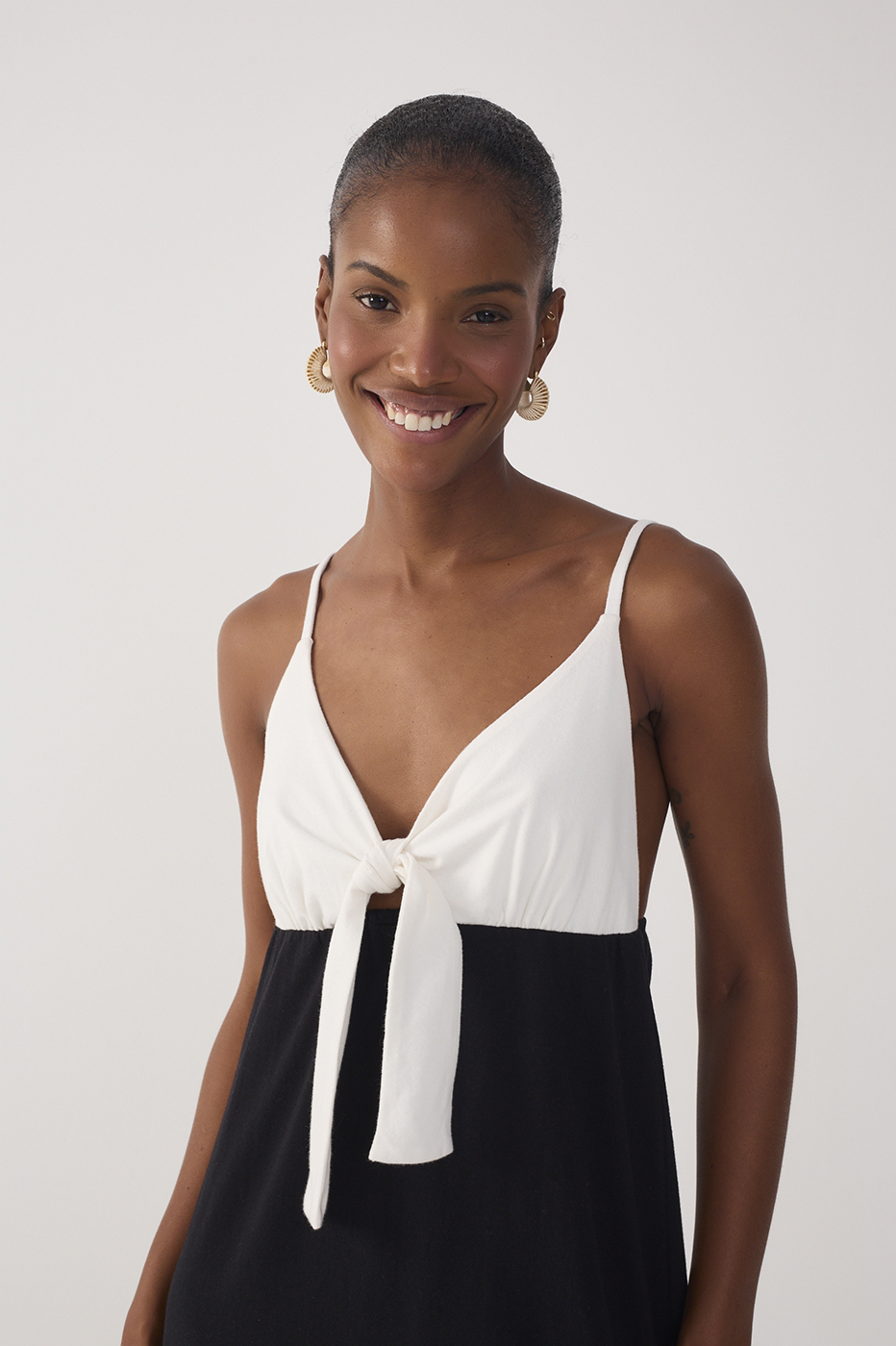 Black Embroidered Side Slit Maxi Dress_5