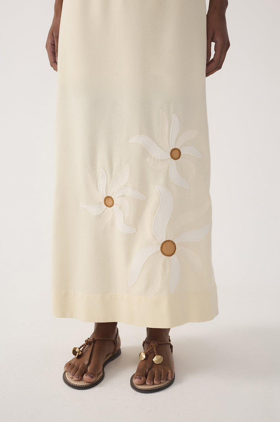 Cropped Solar Dance Embroidered Dress_6