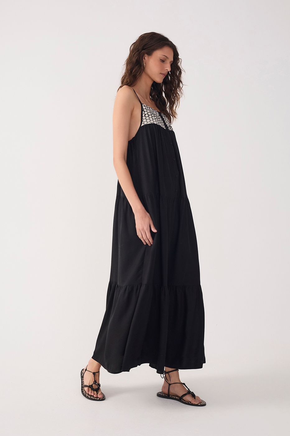 Vestido Cropped Linho Pala Bordada