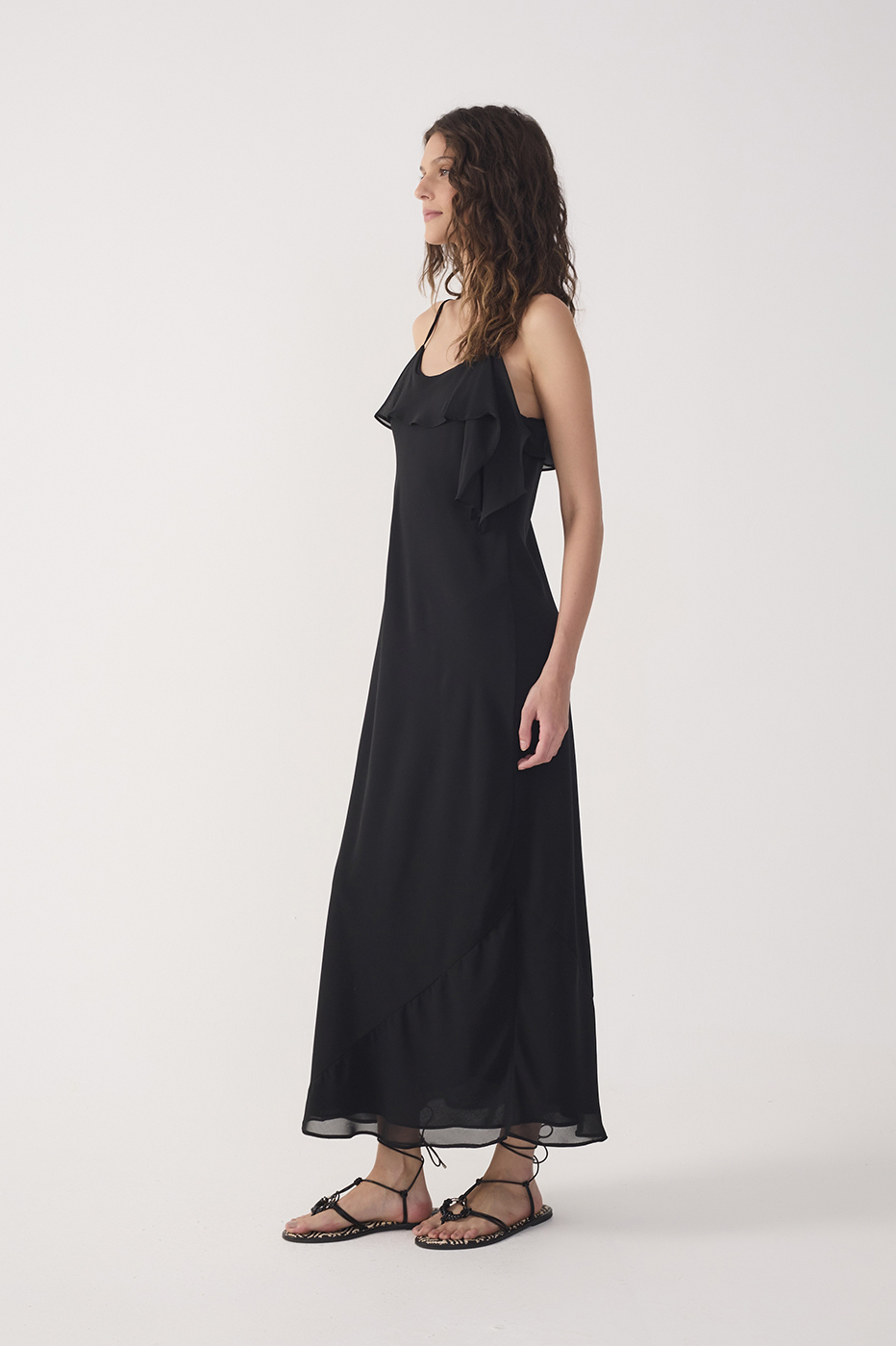 Cropped Crepe Neckline Ruffle Dress_3