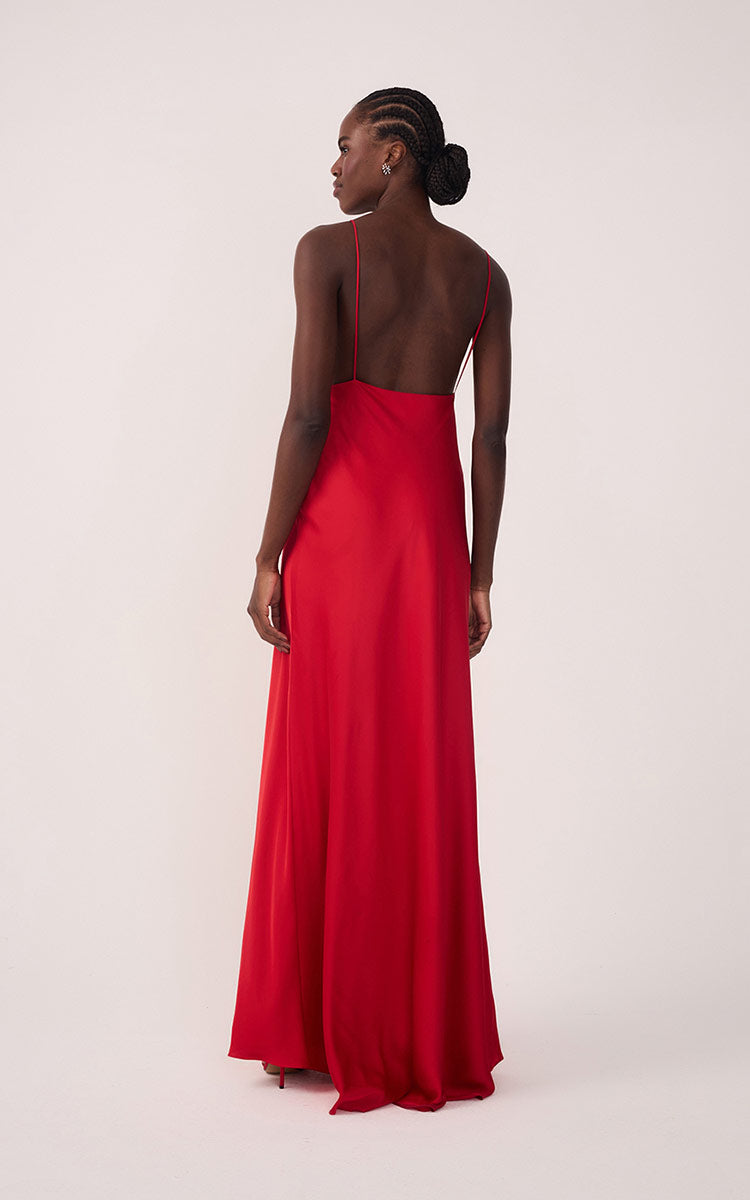 Sunset Red Draped Satin V-Neck Gown with Spaghetti Straps – Thati Amorim Collection_7