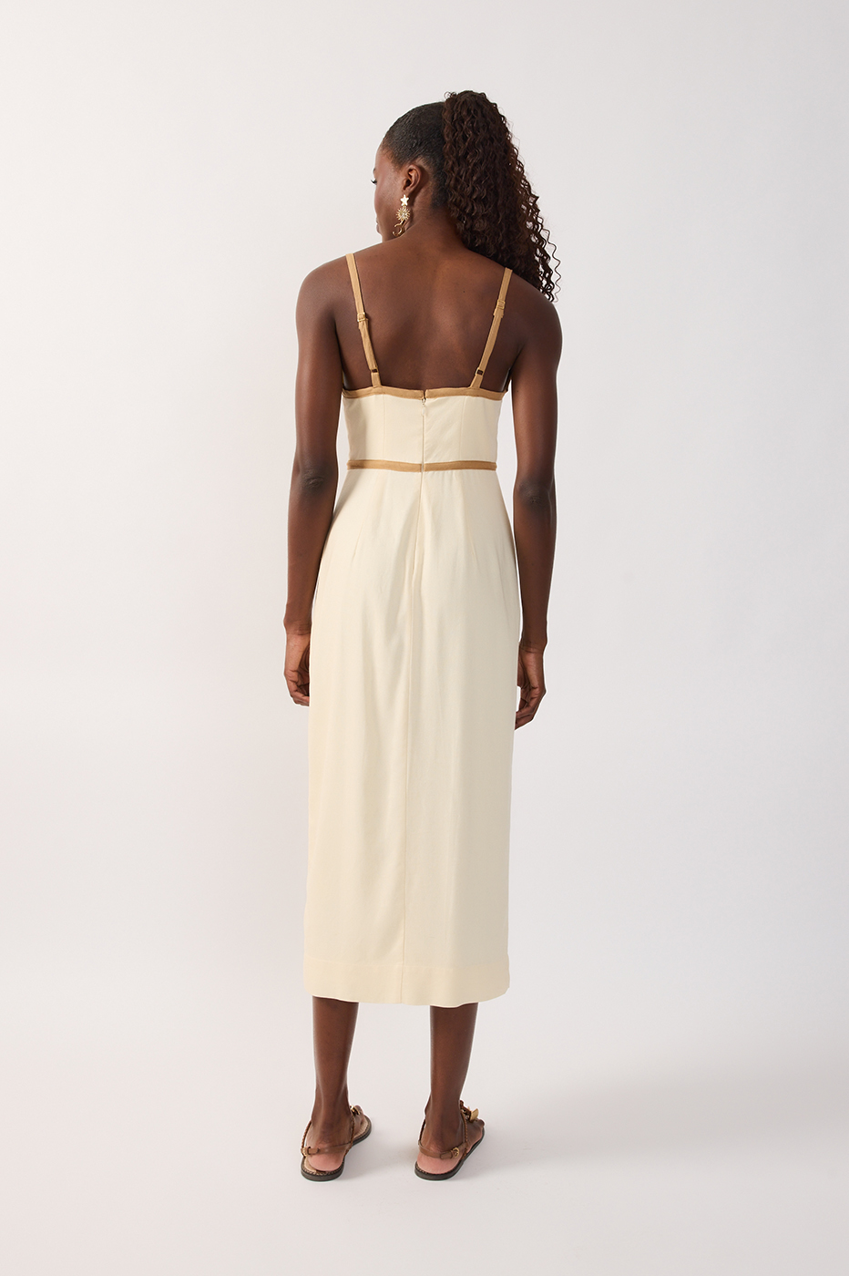 Off-white Nevoa V Neck Front Slit Sleeveless Linen Maxi Dress_5