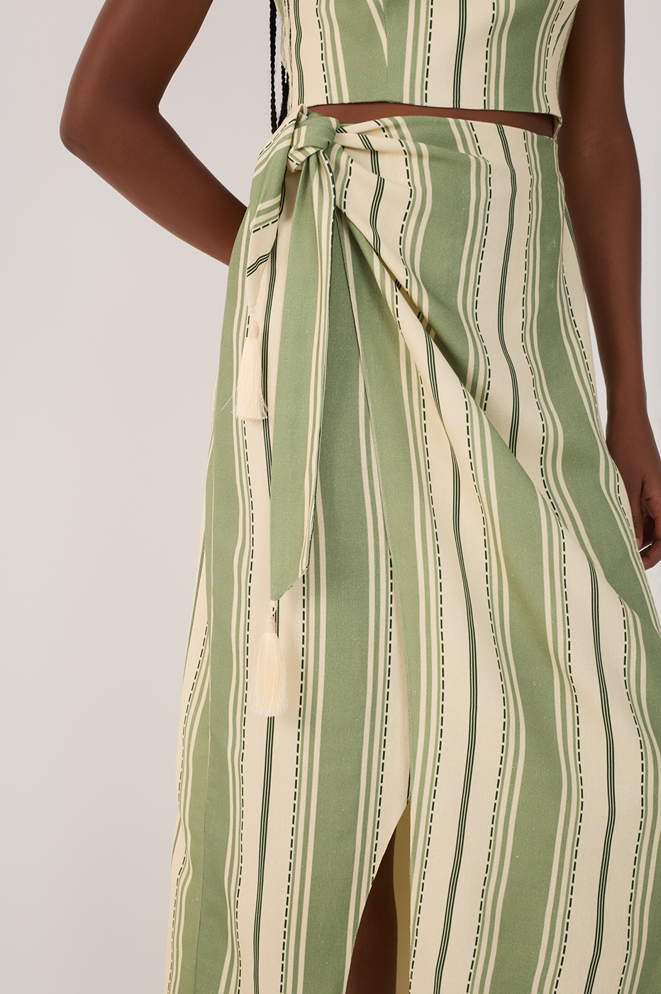 Green Descanso Sleeveless Midi Dress_5