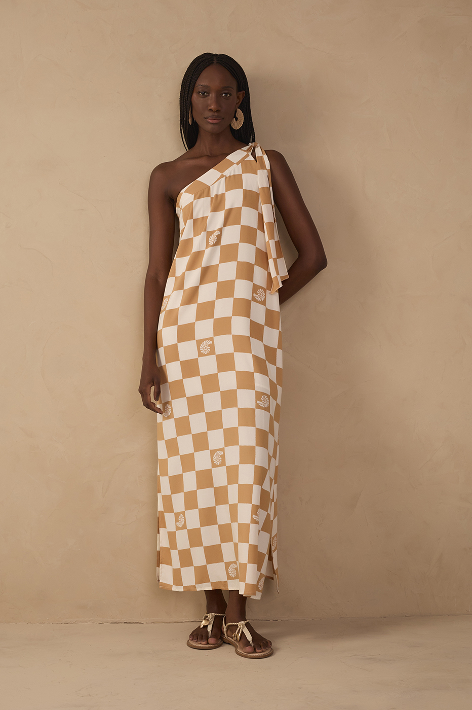 Brown Concha Plaid One-Shoulder Tie Maxi Dress_1