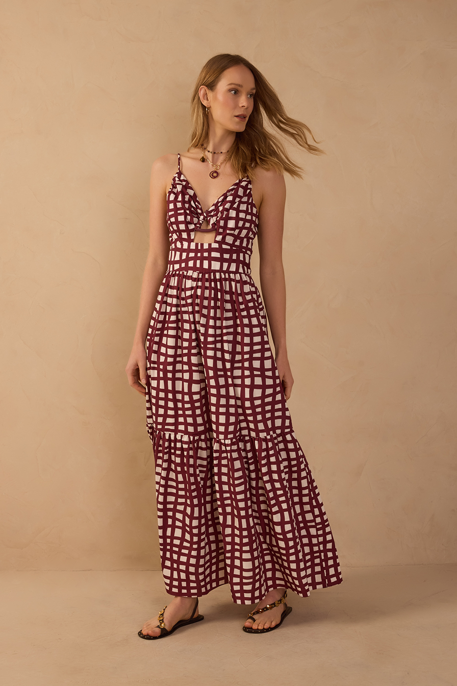 Wine Cut-Out Buckle Maxi Dress_1