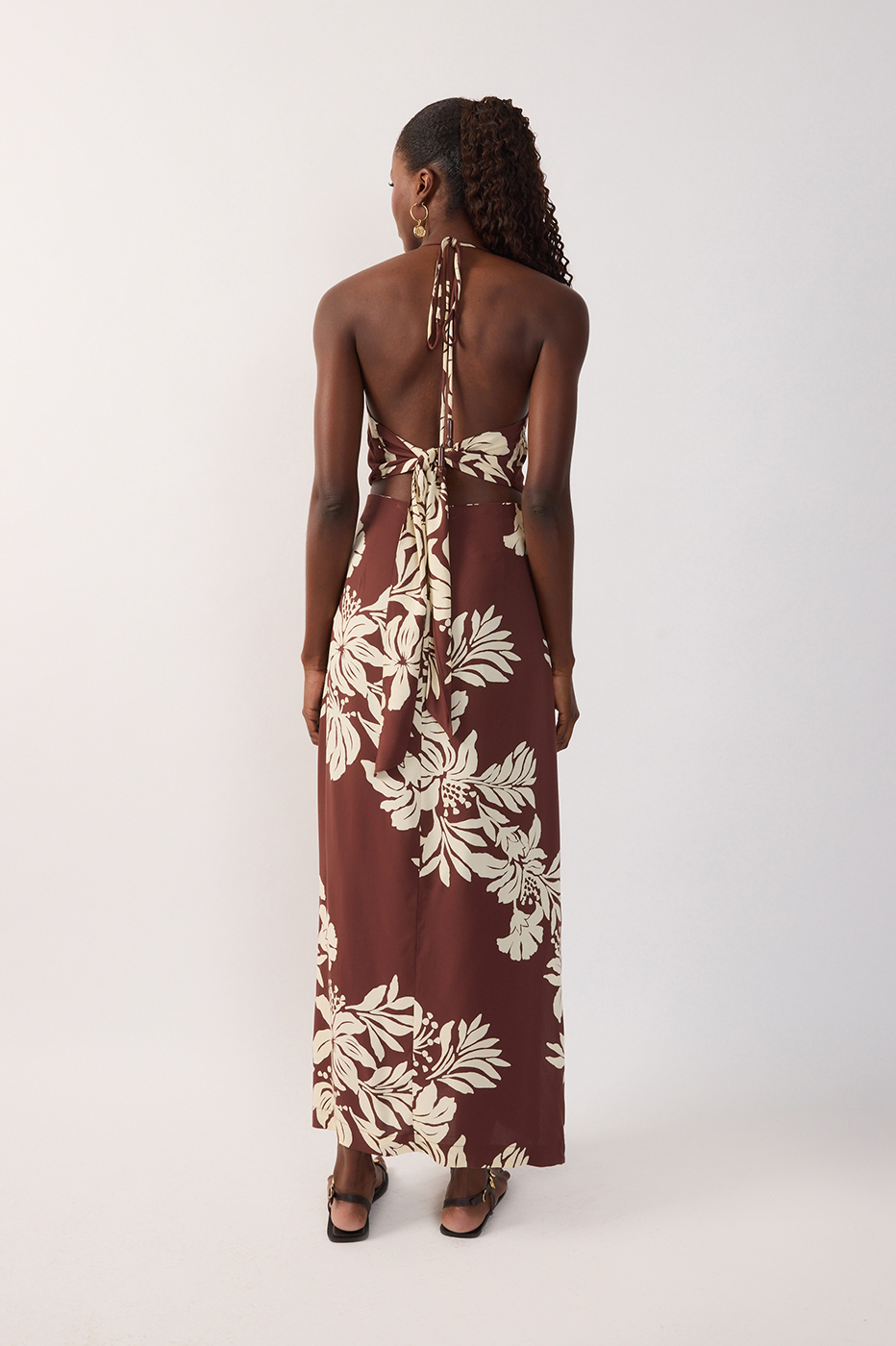 Brown Halter Neck Back Ties Maxi Dress_7