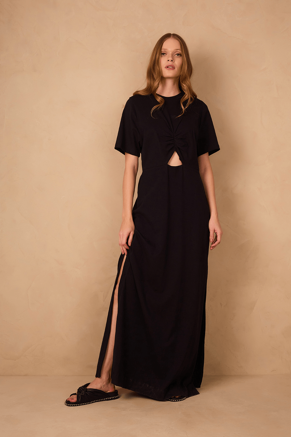Black Ruched Bodice Short Sleeve Maxi Dress_1