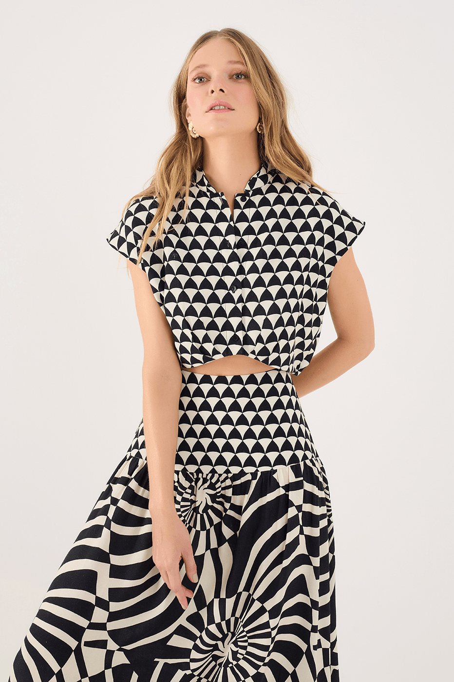 Miragem Print Cropped Blouse_1