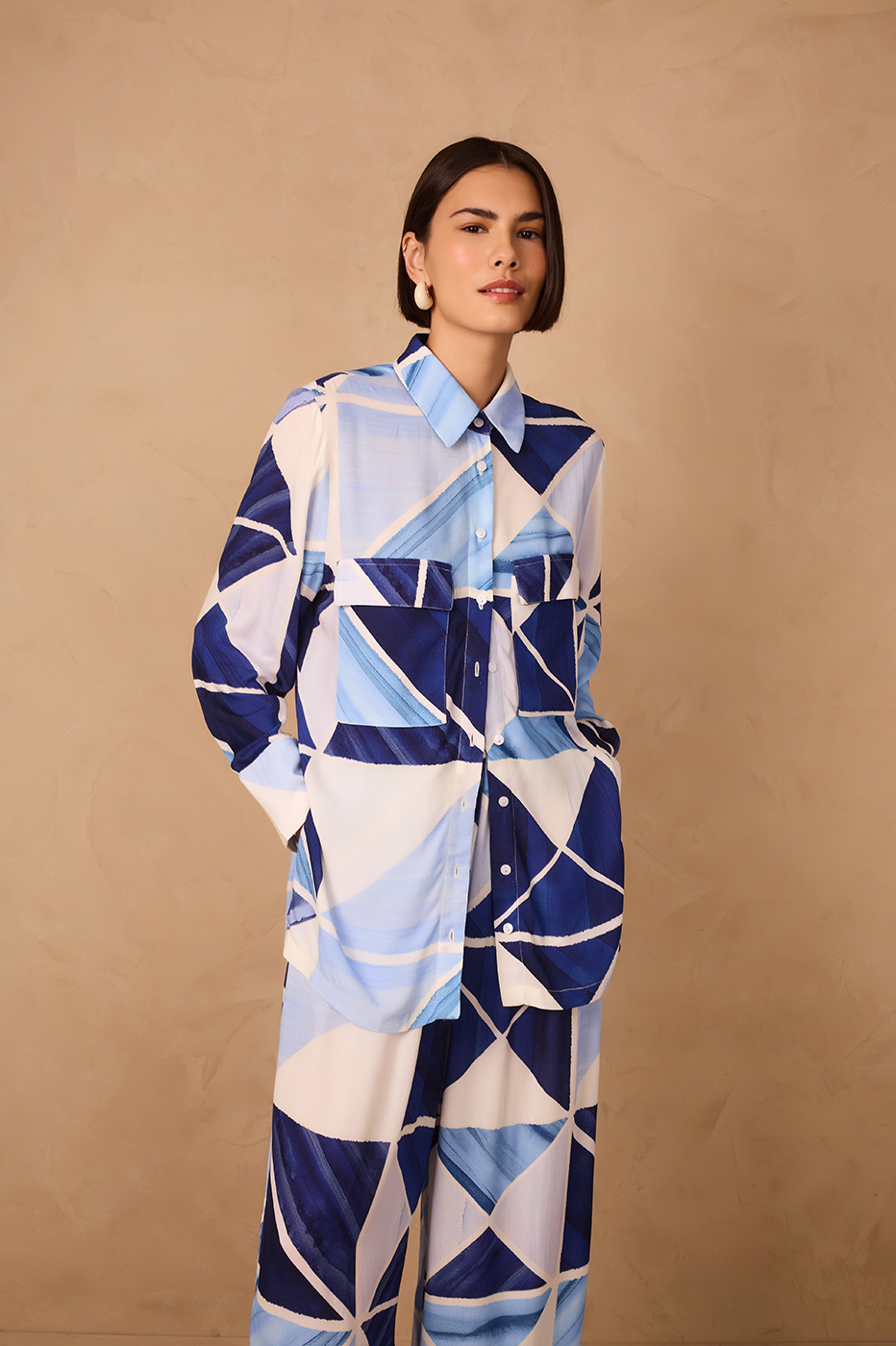 Blue Collared Buttoned Long Sleeve Shirt_1