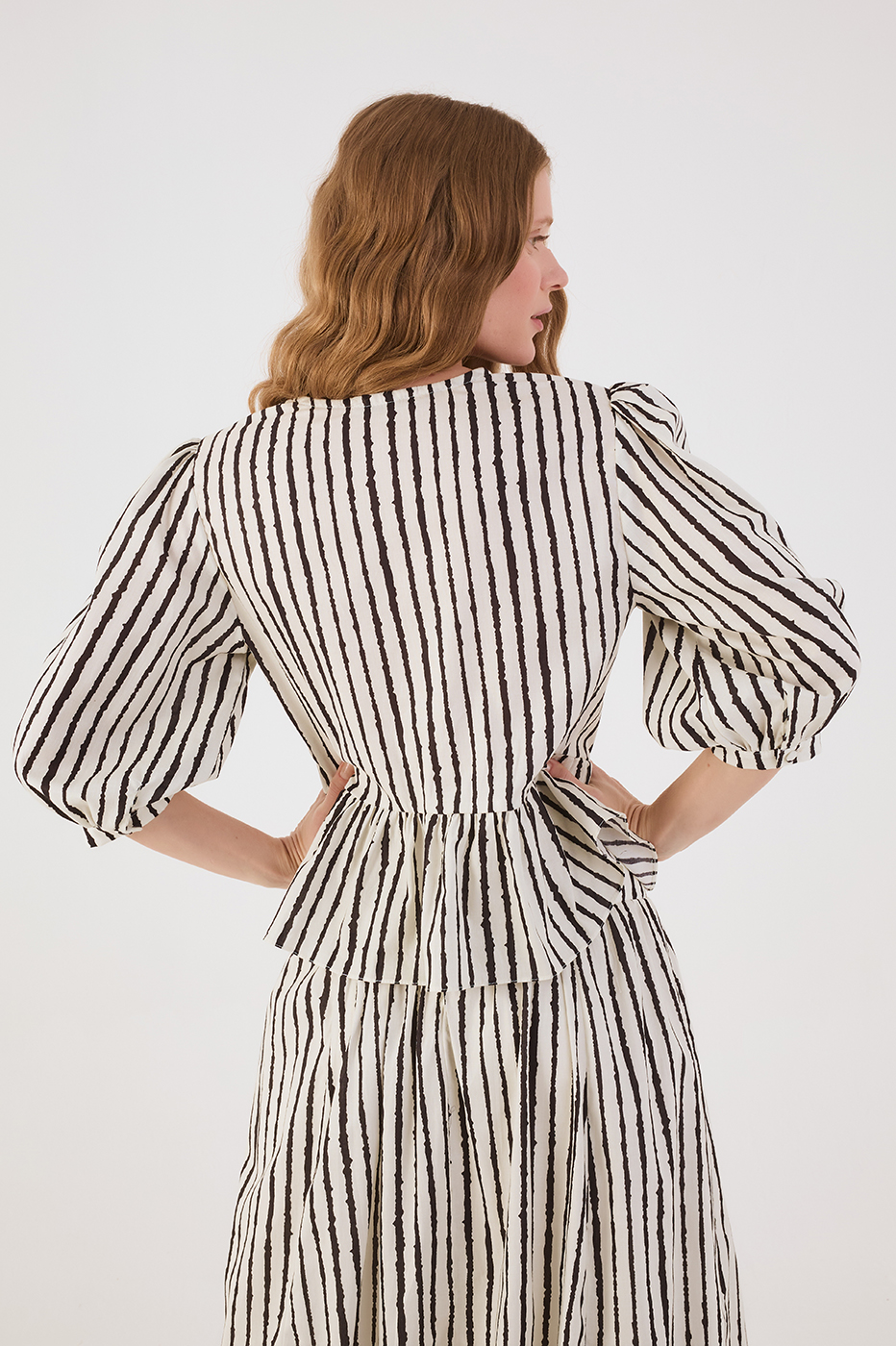 Bicolor Icarai Peplum Blouse_5