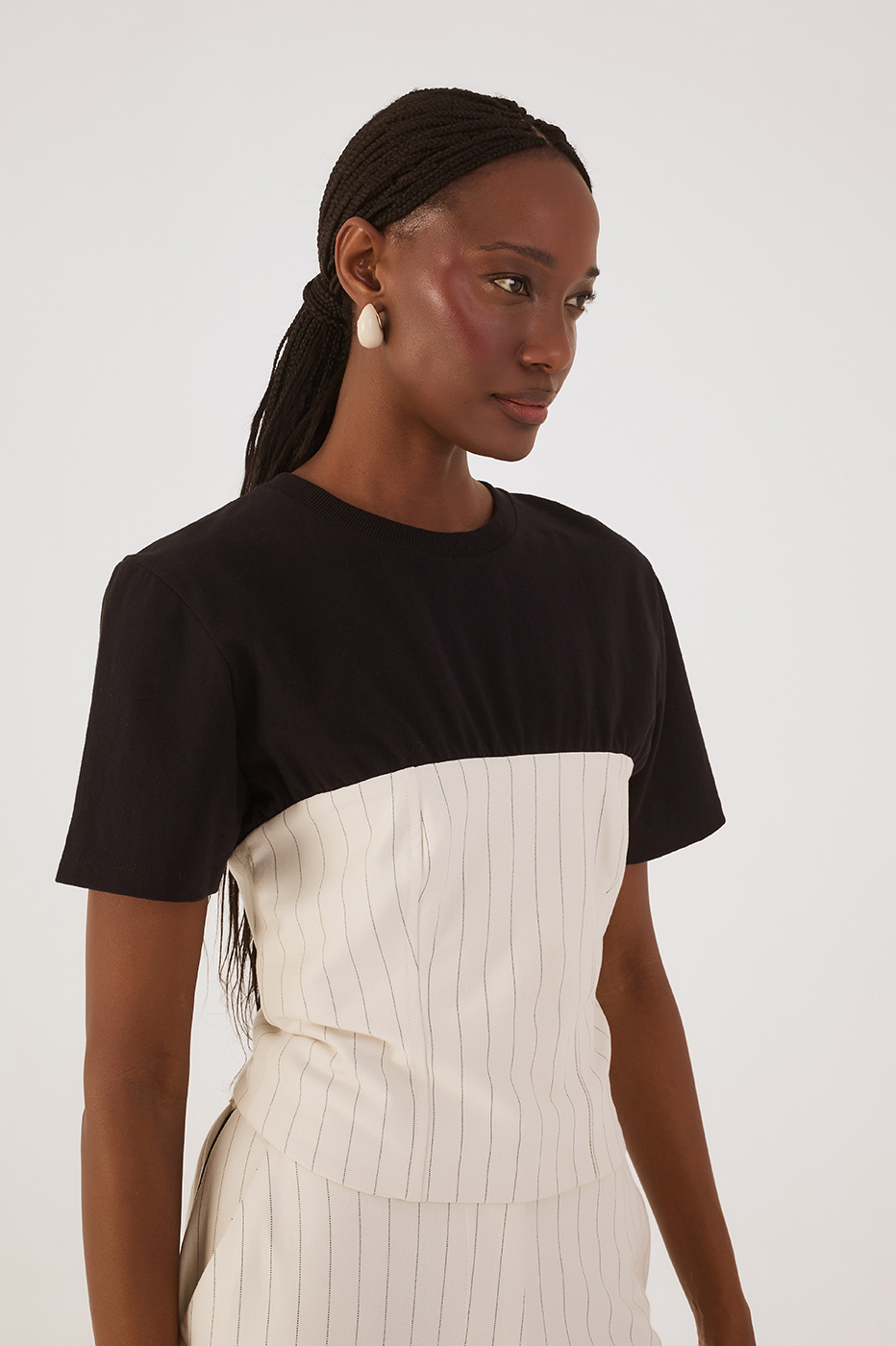 Black Pinstripe Crew Neck Short Sleeve Blouse_3