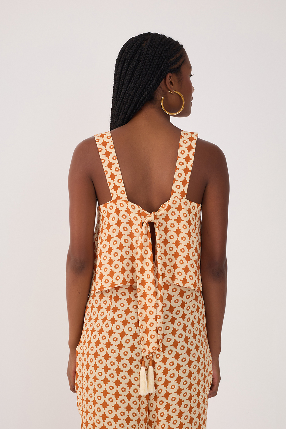 Beige Melissa Back Ties Sleeveless Blouse_4