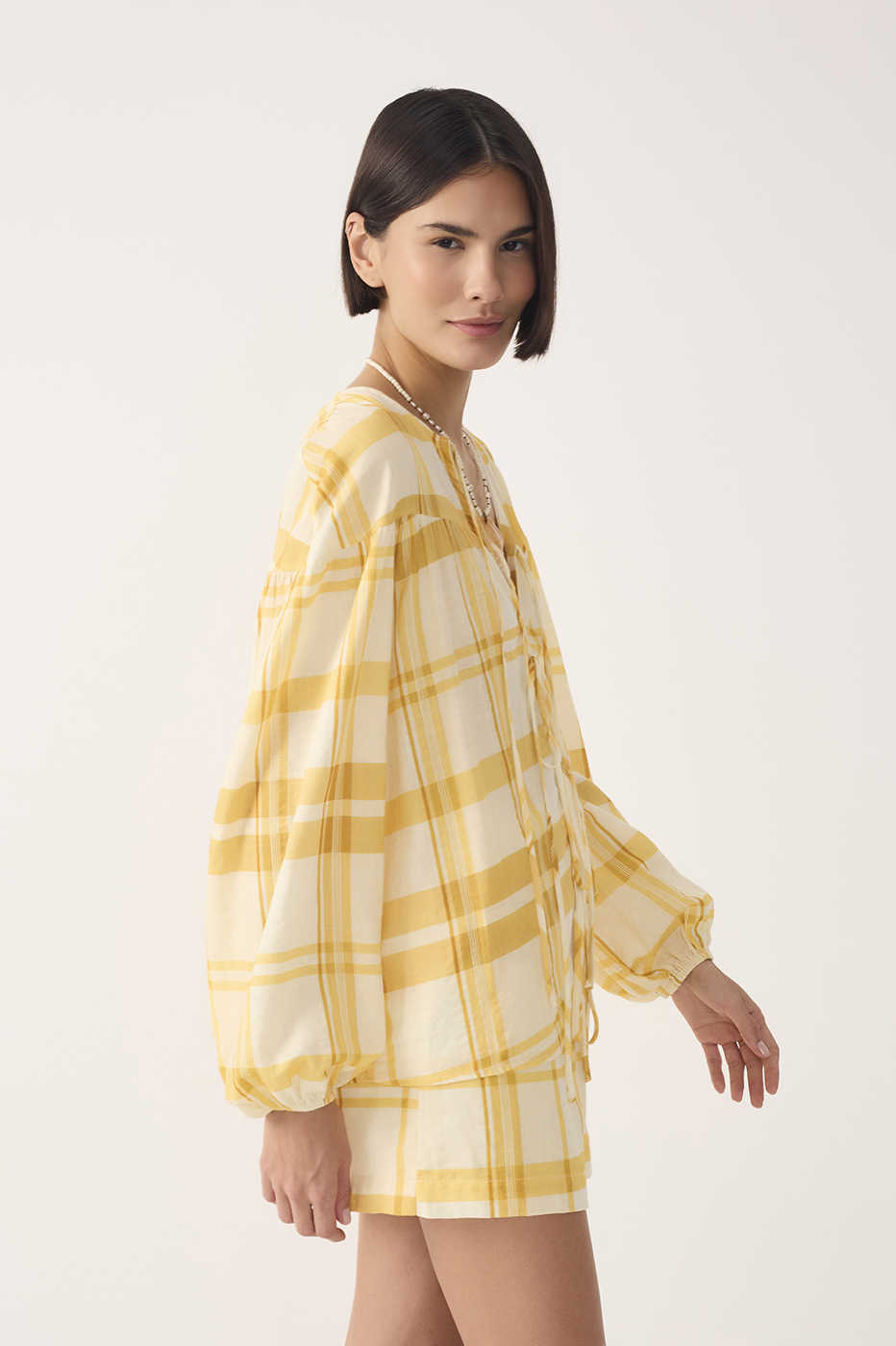 Yellow Plaid Puff Sleeves Tie-Front Blouse_4