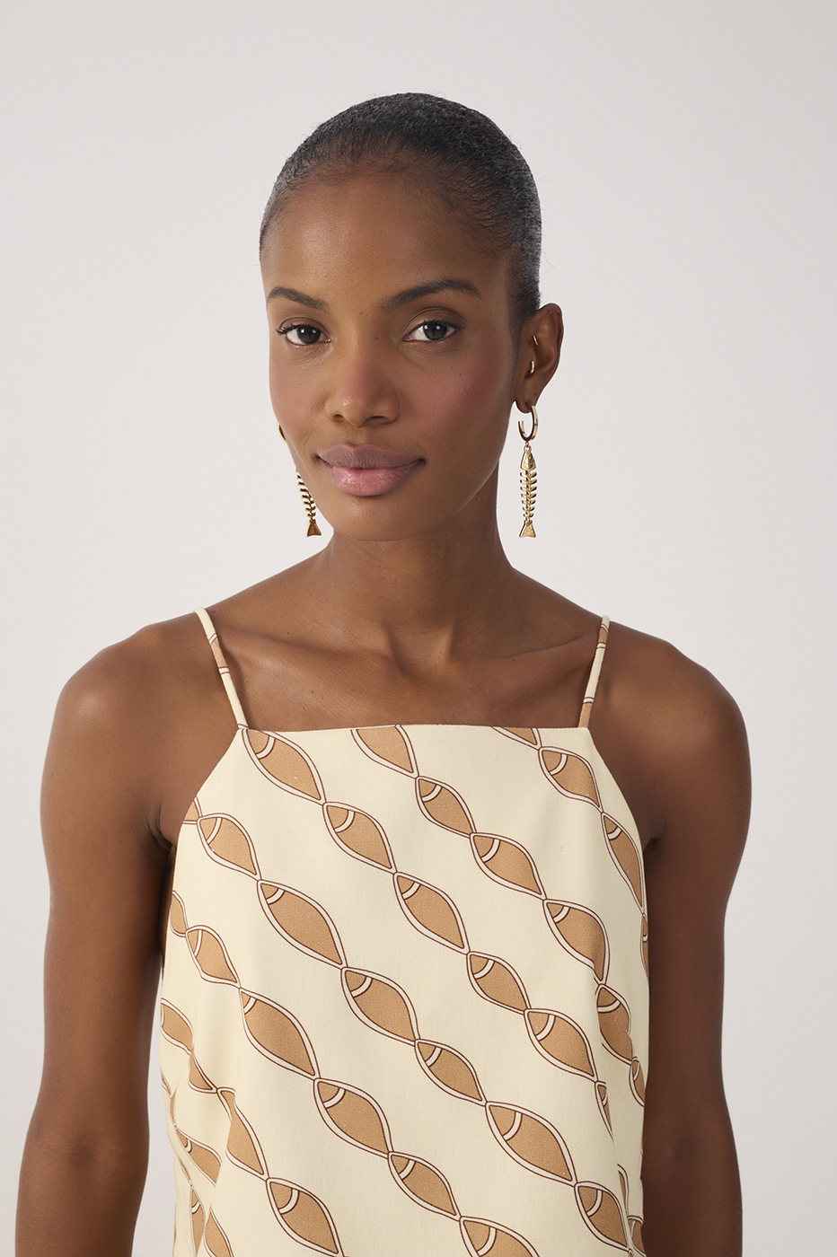 Beige Cardume Square Neck Sleeveless Blouse_4