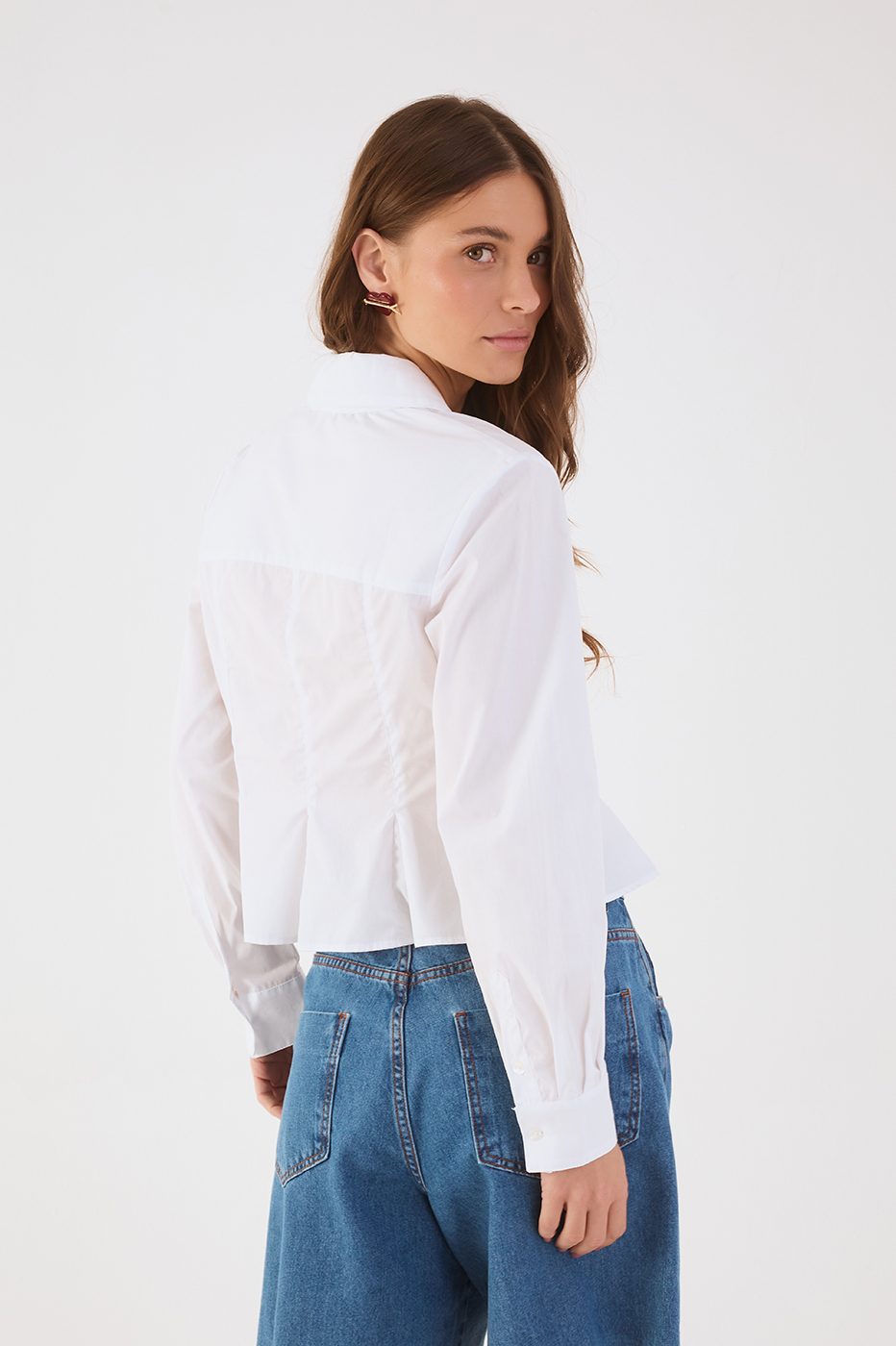 White Collared Buttoned Pleats Peplum Shirt_5