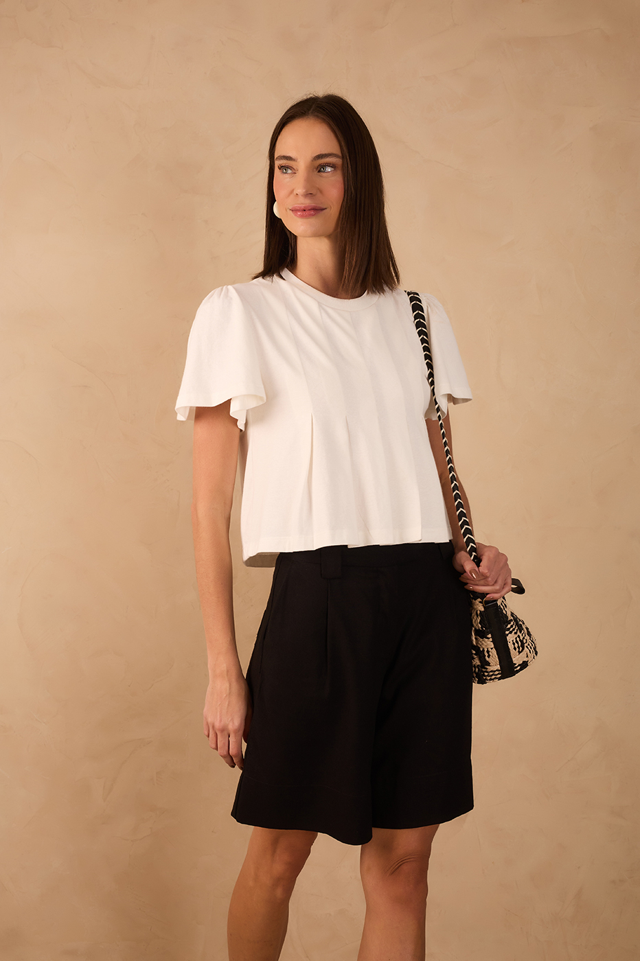 Off-White Pleats Crew Neck Short Sleeve Blouse_1