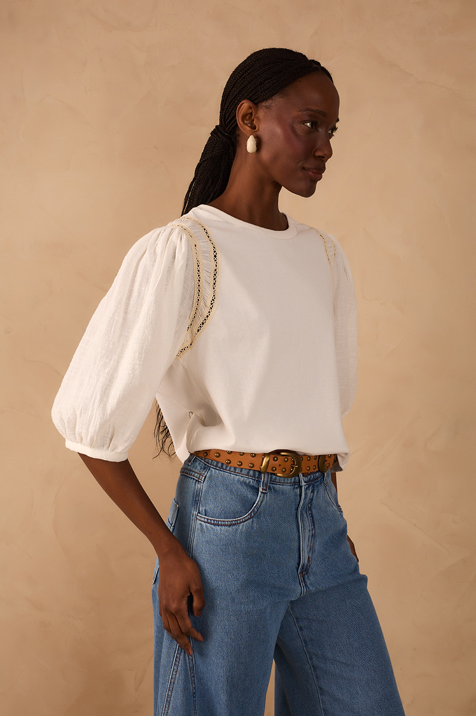 Off-White Crew Neck Lace Puff Sleeve Blouse_1