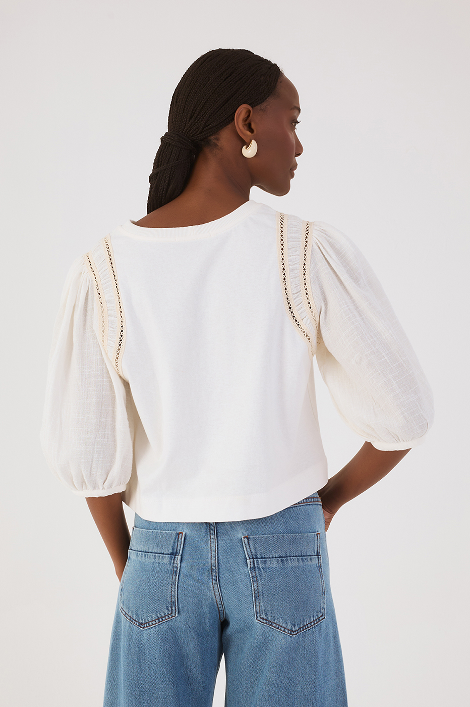 Off-White Crew Neck Lace Puff Sleeve Blouse_6