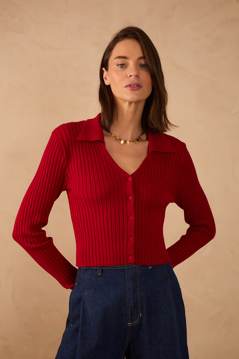 Red Encanto Collared Buttoned Tricot Blouse_1