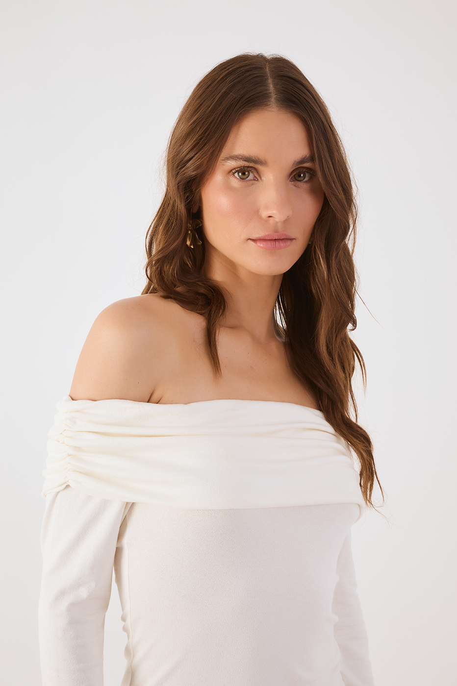 Off-White Long Sleeve Off-The-Shoulder Crepe Blouse_4