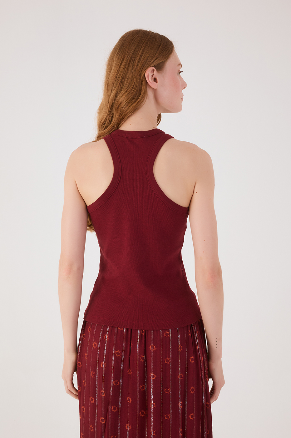 Wine Bossa Crew Neck Ribbed Tank Top_5