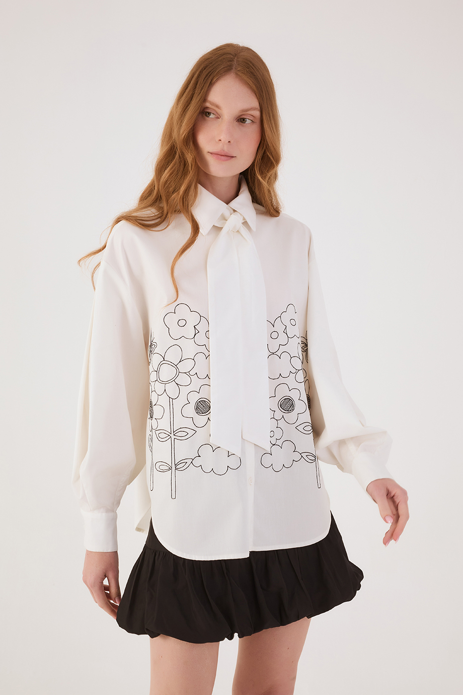 Black Pleated Embroidered Cotton Shir_2