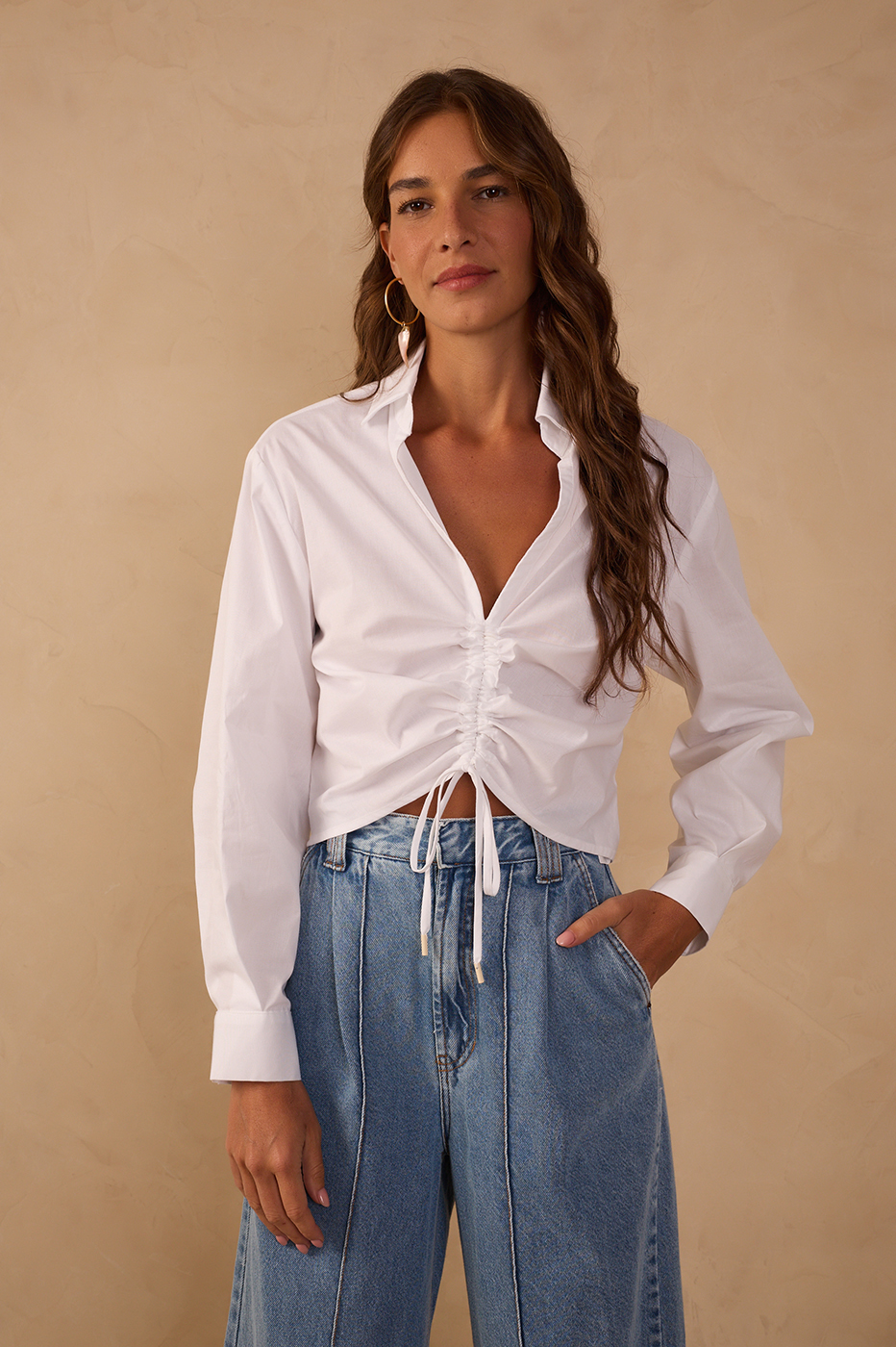 White Ruched Collared Long Sleeve Blouse_1