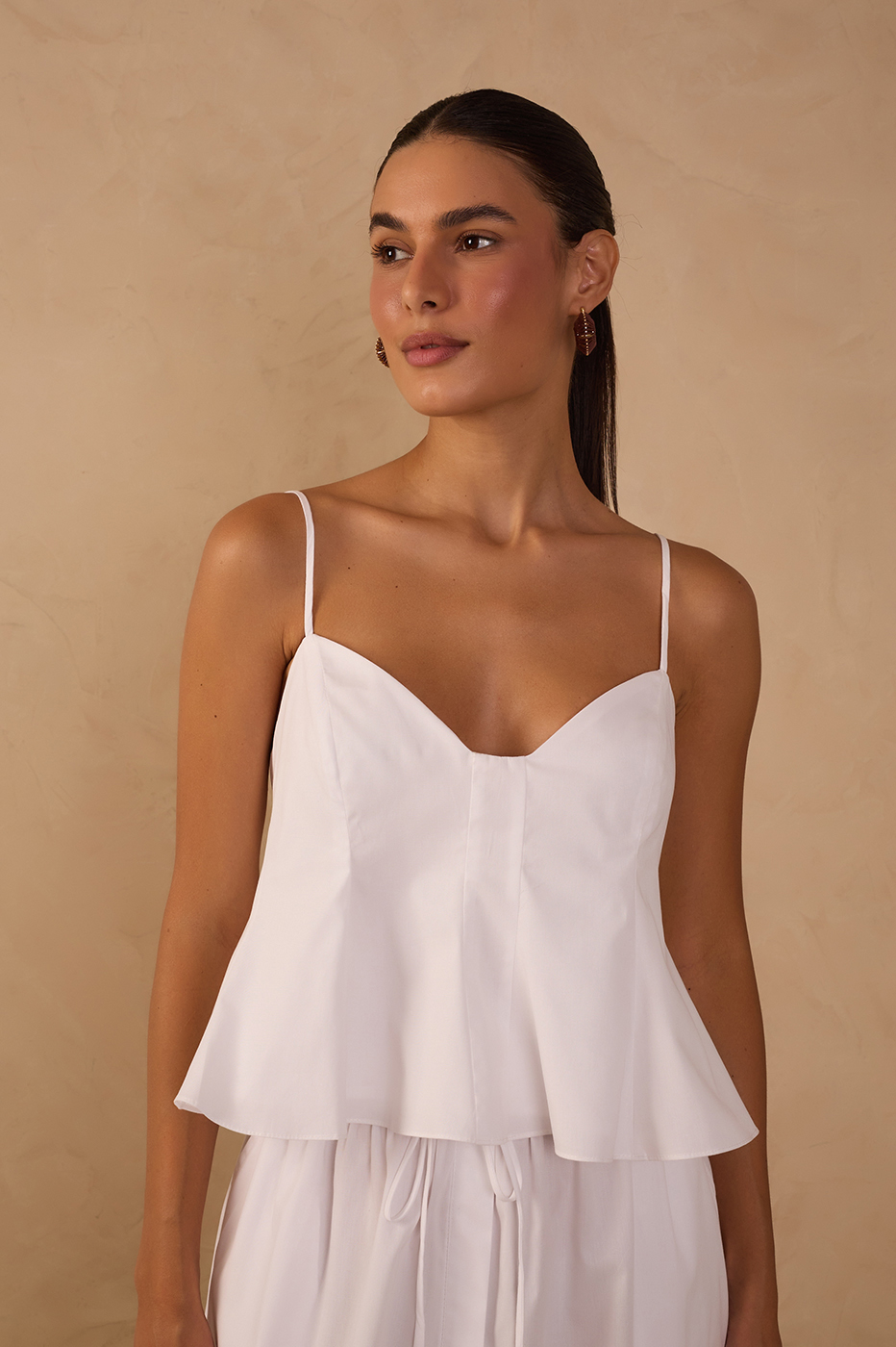White V Neck Sleeveless Cotton Peplum Top_1