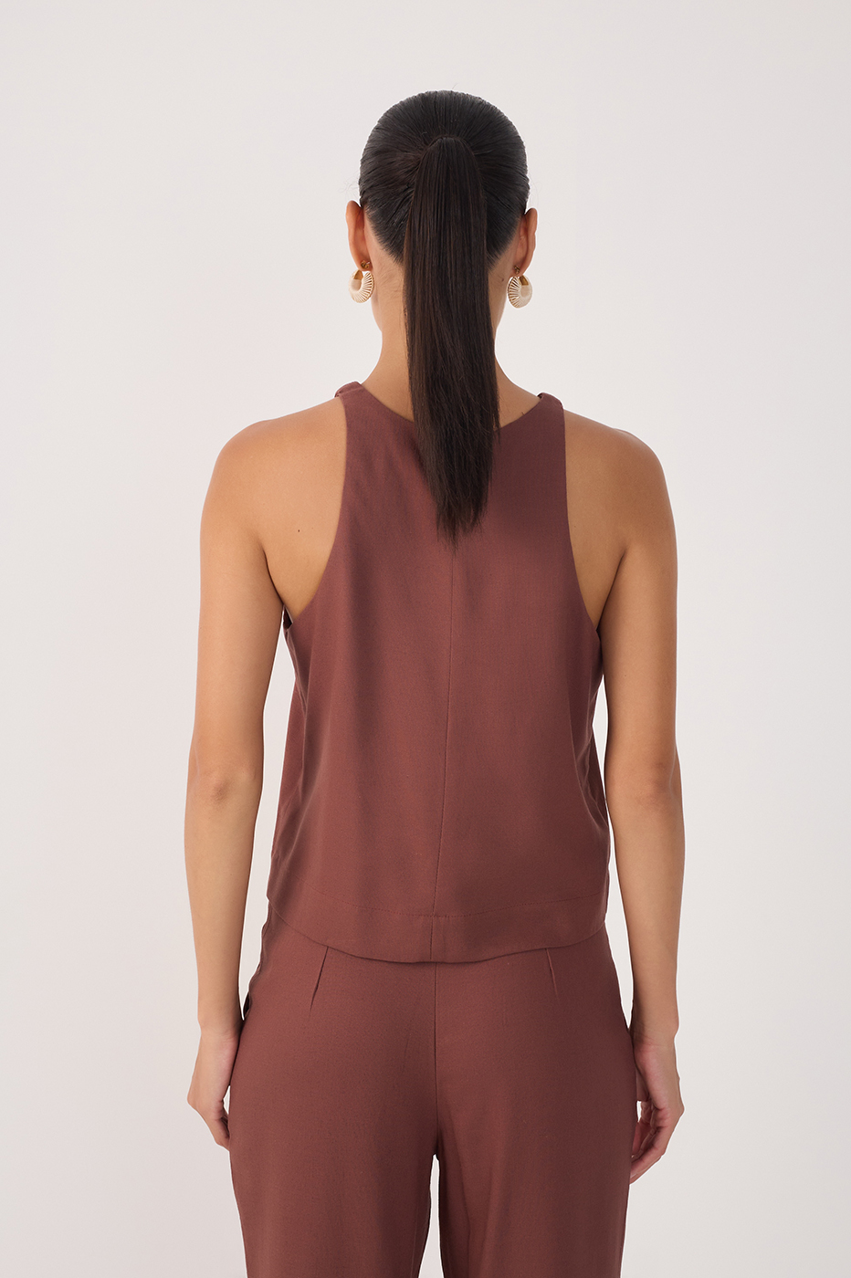 Linen Neckline Racer Top_4