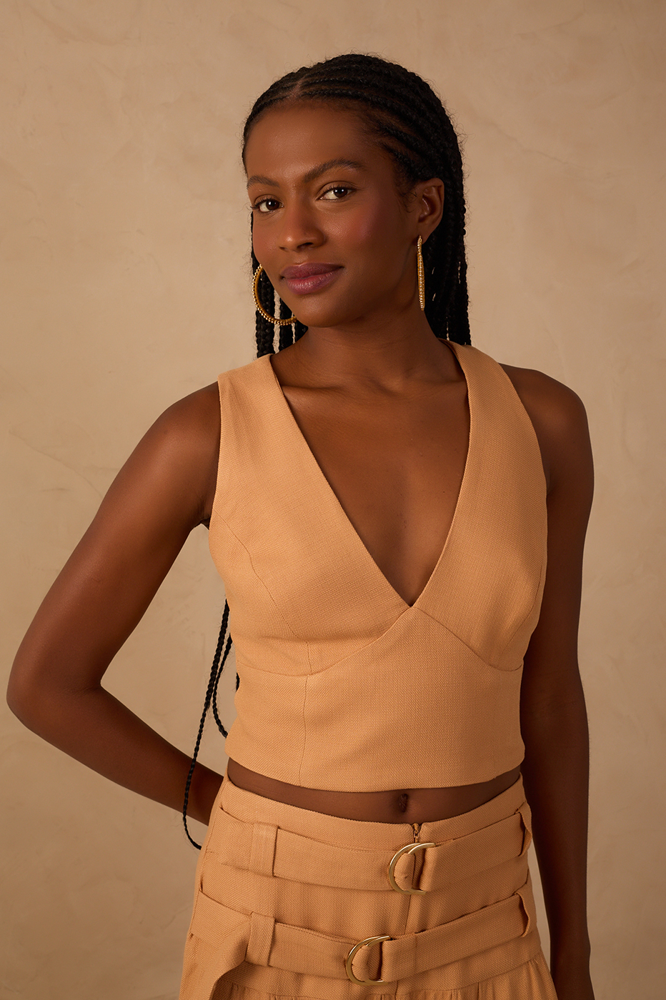 Beige Straight-cut Back Top_1